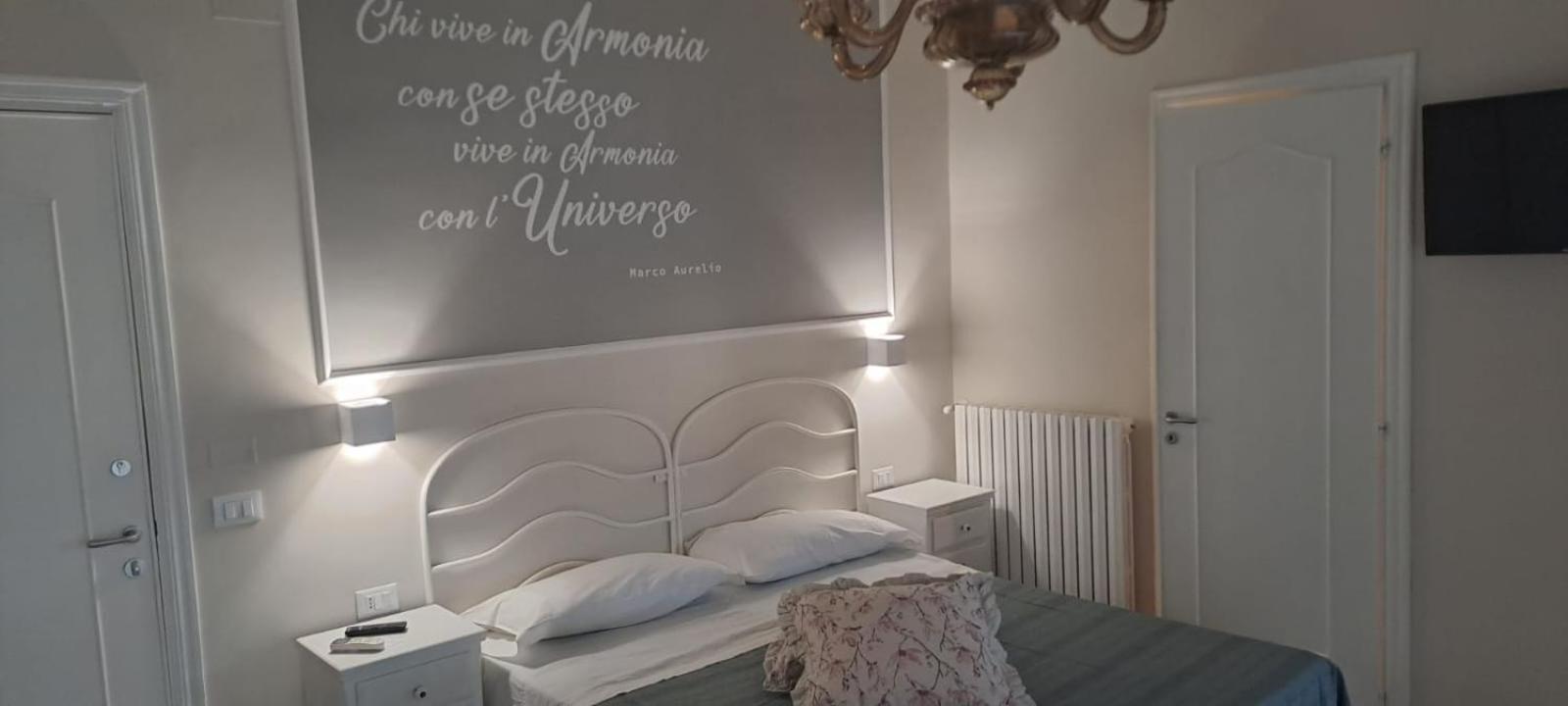 Chez Tata' - Sce Tata Bed & Breakfast Rossano Stazione Exterior photo